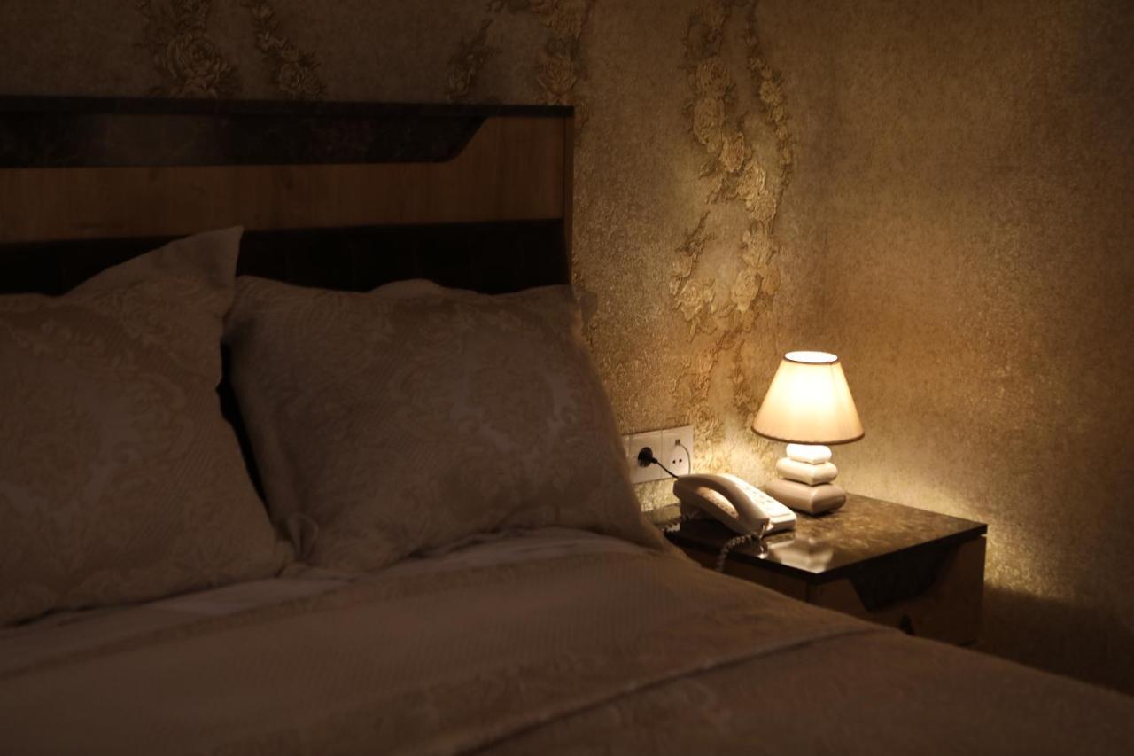 Midcity Hotel باكو المظهر الخارجي الصورة