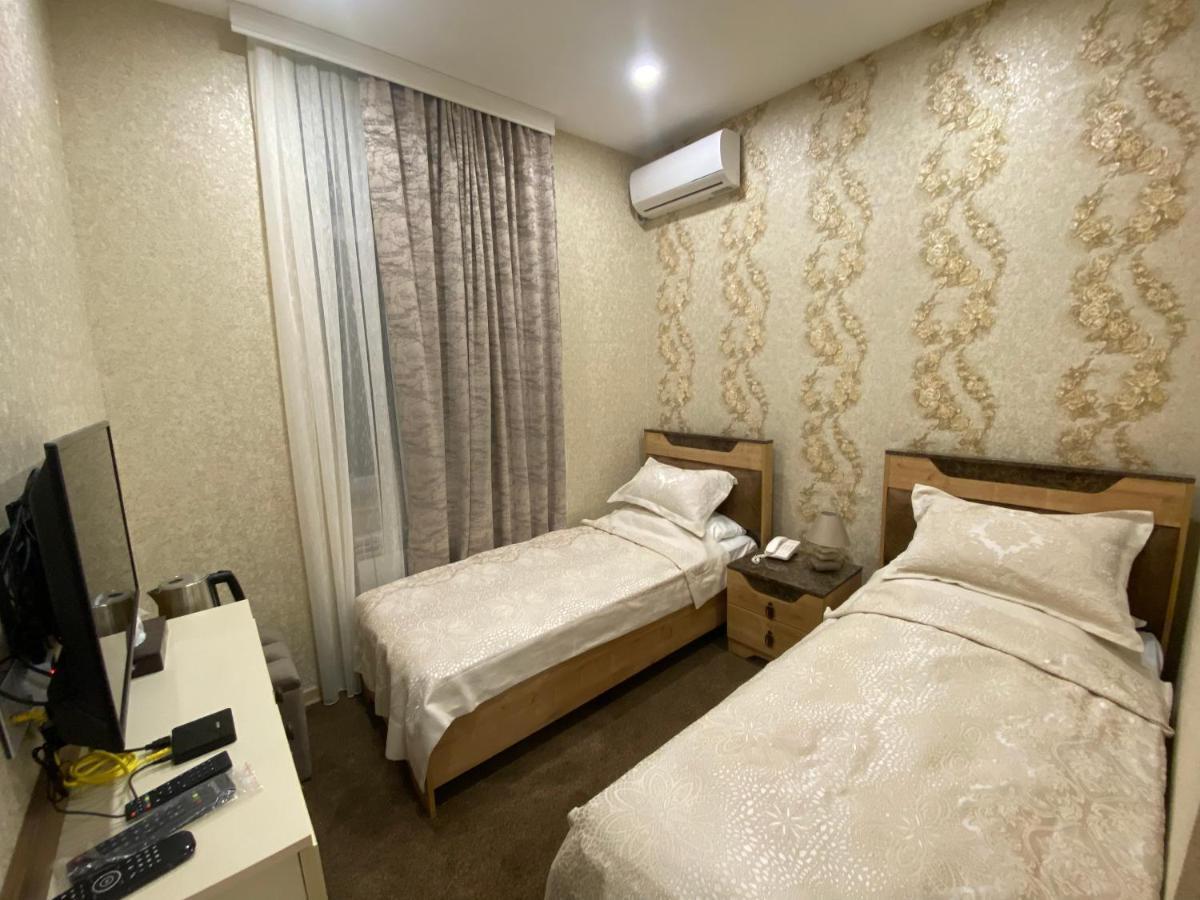 Midcity Hotel باكو المظهر الخارجي الصورة