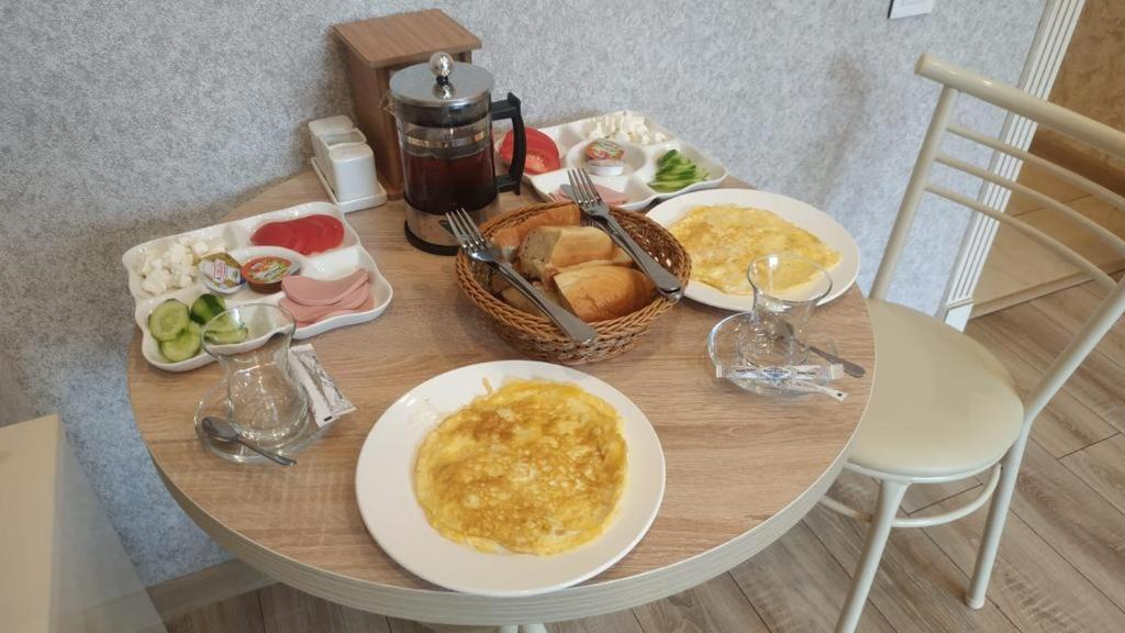 Midcity Hotel باكو المظهر الخارجي الصورة